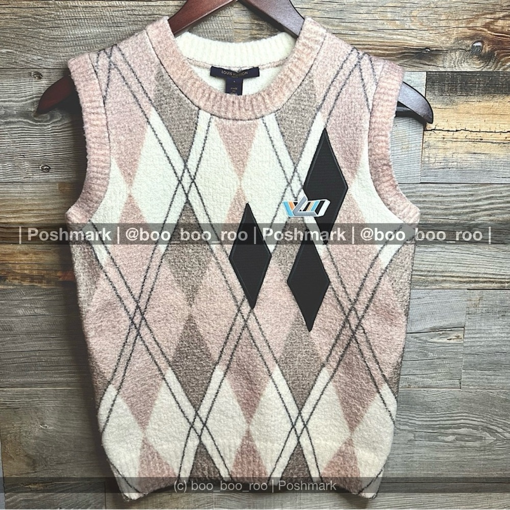 LOUIS VUITTON Ready-to-Wear Wool Classic Crewneck Sweater Vest, 💯 Authentjc